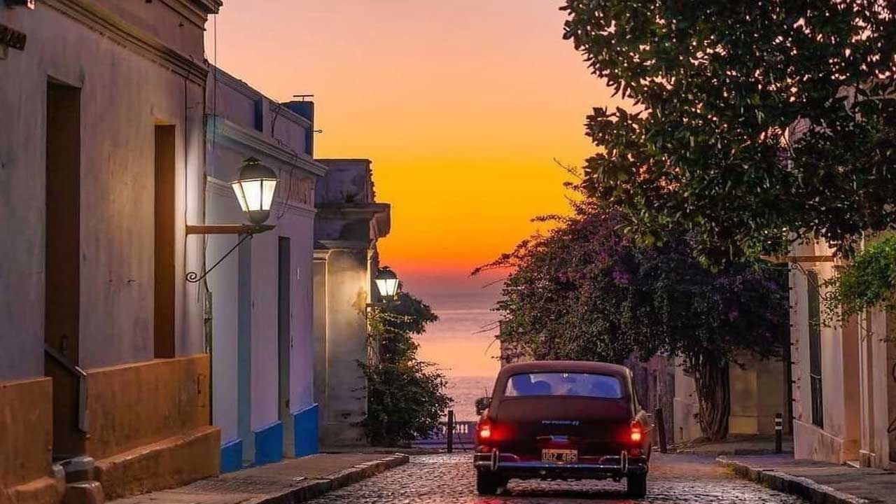 4 Embark on a Tour to Colonia, a UNESCO heritage site with Colonial charm