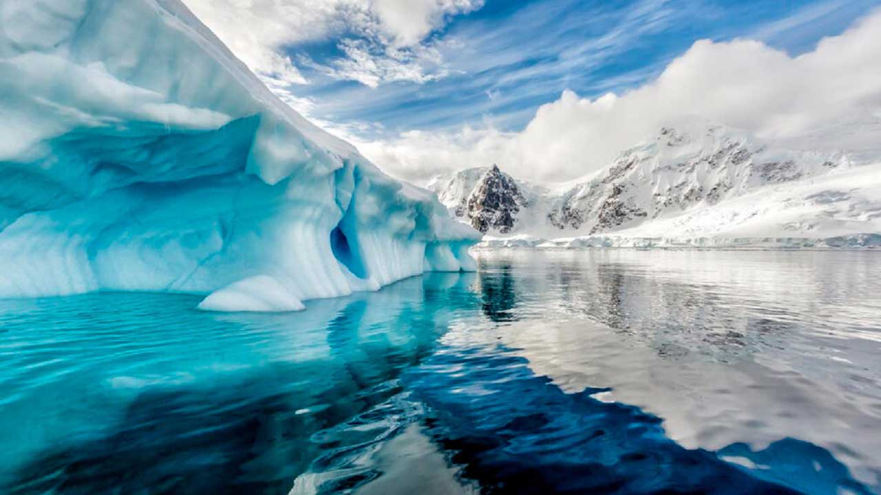 2 ¡Explora los destinos más fascinantes de América del Sur con el crucero Celebrity! Desde Buenos Aires hasta la majestuosa Antártida, disfruta de una experiencia